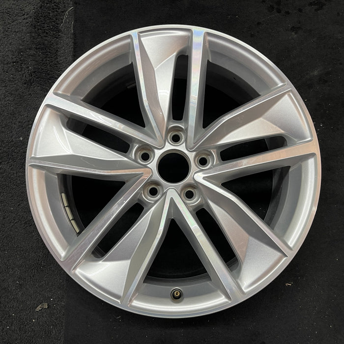 18" AUDI Q3 17-18 18x7 Original OEM Wheel Rim - Angle View