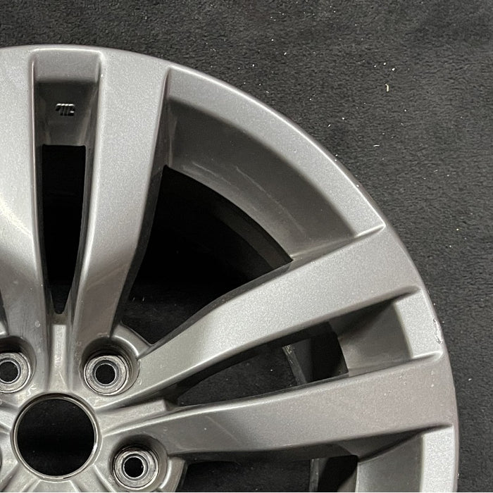 18" IMPREZA 12-14 18x8.5 alloy 5 spoke double spoke Original OEM Wheel Rim - Close-Up Detail