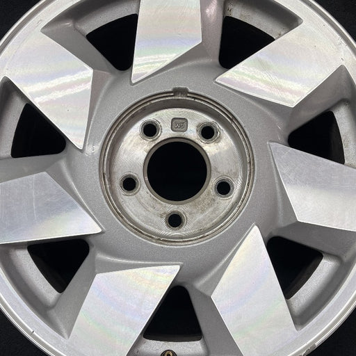 17" DEVILLE 00 5 lug DTS 17x7.5 7 directial spoke silver finish opt N93 - Angle View