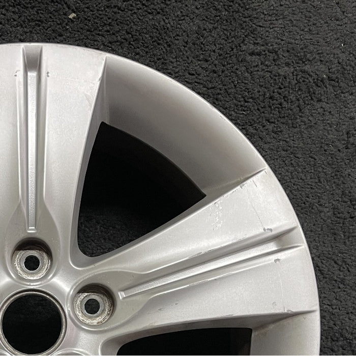17" SPORTAGE 11-13 17x6.5 alloy 5 spoke Original OEM Wheel Rim - Close-Up Detail