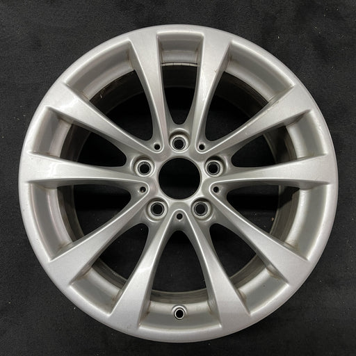 17" BMW 320i 12-13 , 17x7.5 , 5 spoke, V spoke, narrow spoke edge Original OEM - Angle View