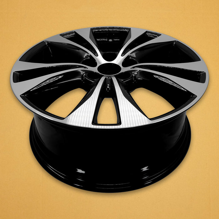 For Toyota RAV4 OEM Design Wheel 18" 18x7.5 2013-2015 Machined Black Single - Close-Up Detail