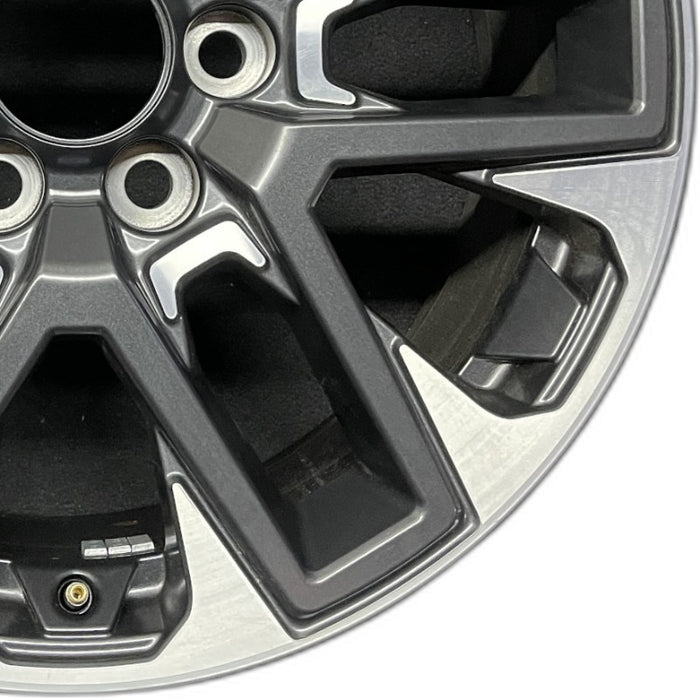 20" SEQUOIA 23-24 20x8 open spoke 6 spoke machined face with black pockets - Close-Up Detail