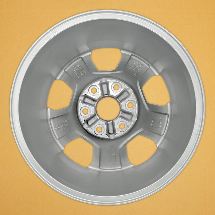 For Chevrolet Sierra Silverado 1500 OEM Design Wheel 18" 18x8.5 2014-2019 Machined Silver Single Replacement Rim