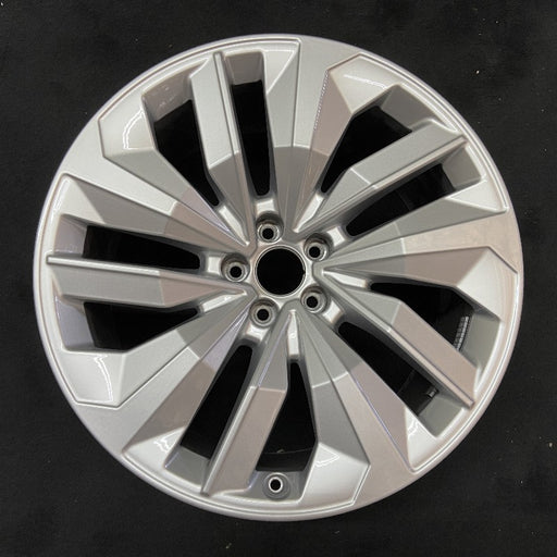 20" E-TRON S 22-23 20x9 Original OEM Wheel Rim - Front View