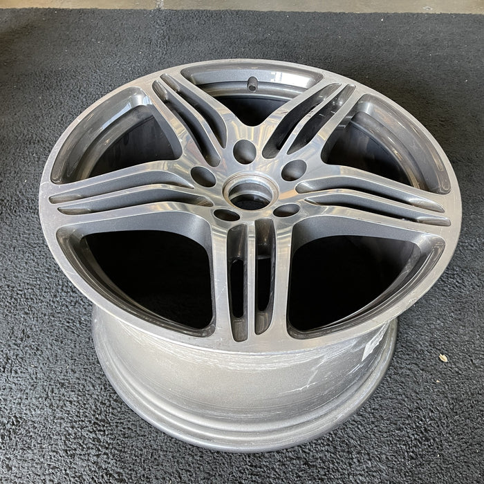 19" PORSCHE 911 07-08 , 19x11 , 5 triple spoke Original OEM Wheel Rim - Close-Up Detail