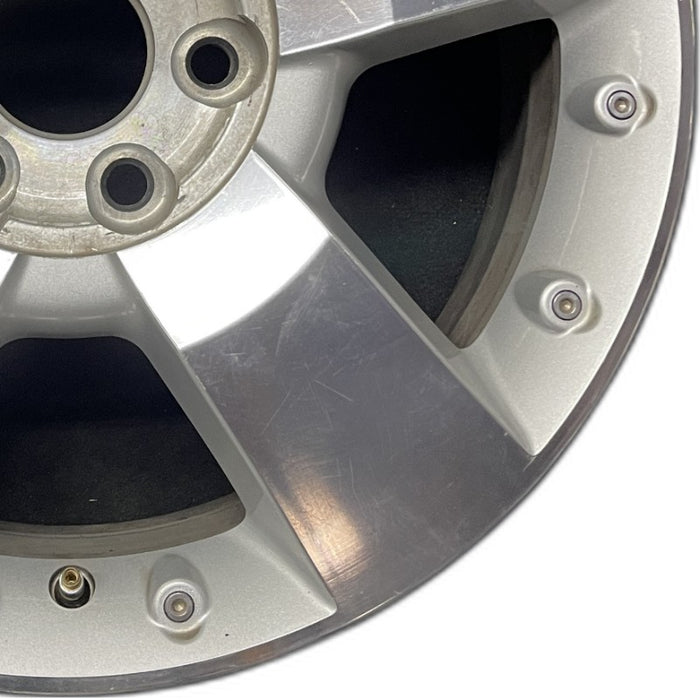 19" ACADIA 07-08 19x7.5 5 spoke ultra bright finish opt P64 Original OEM Wheel - Close-Up Detail