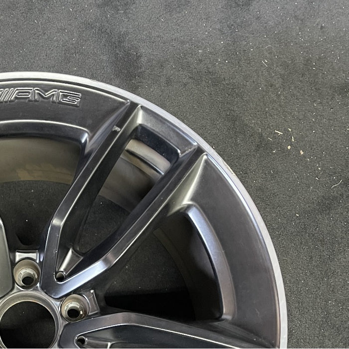 19" MERCEDES GT 19-21 290 Type 4 Dr GT53 19x11 5 double spoke black Original - Close-Up Detail