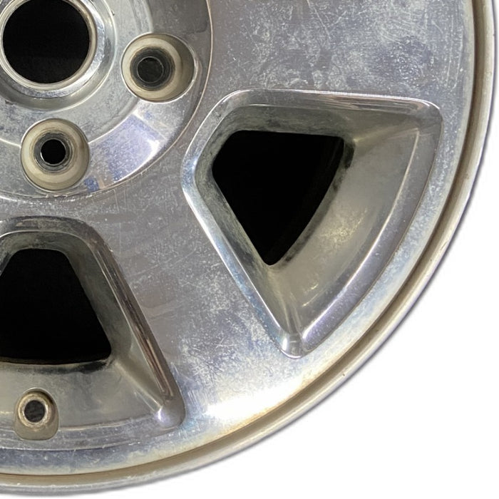 17" COMMANDER 06 17x7.5 aluminum 6 spoke Original OEM Wheel Rim - Close-Up Detail