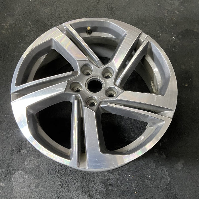 18" TERRAIN 18-21 18x7 opt RV6 silver with black inlay Original OEM Wheel Rim - View 8