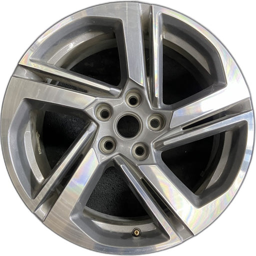 18" TERRAIN 18-21 18x7 opt RV6 silver with black inlay Original OEM Wheel Rim - Front View