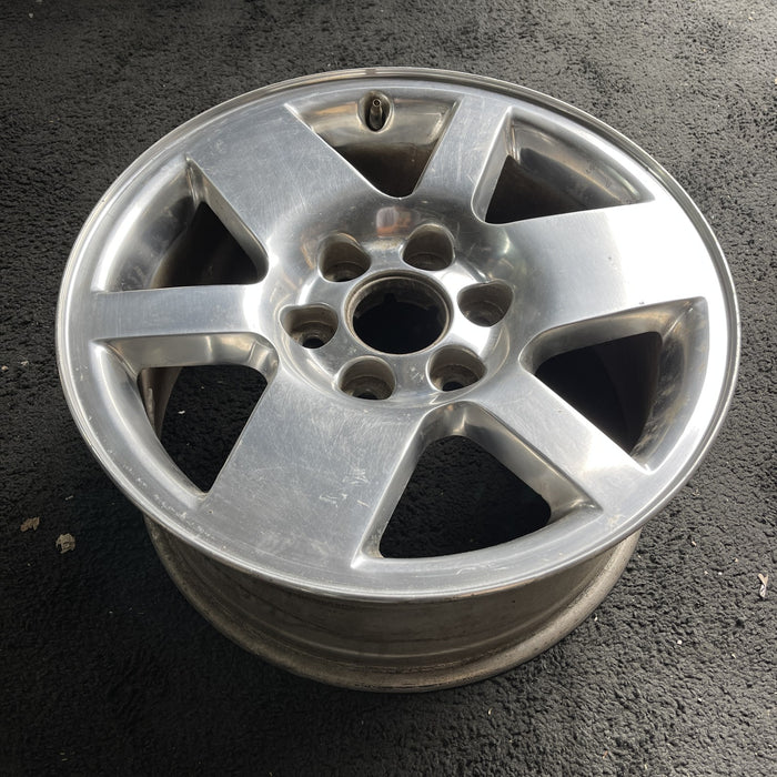 18" SIERRA 1500 PICKUP 07 , 18x8 Original OEM Wheel Rim - Close-Up Detail