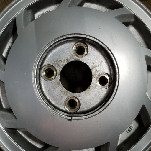 14" SONATA 89-91 14x5.5 , L. Original OEM Wheel Rim - Angle View