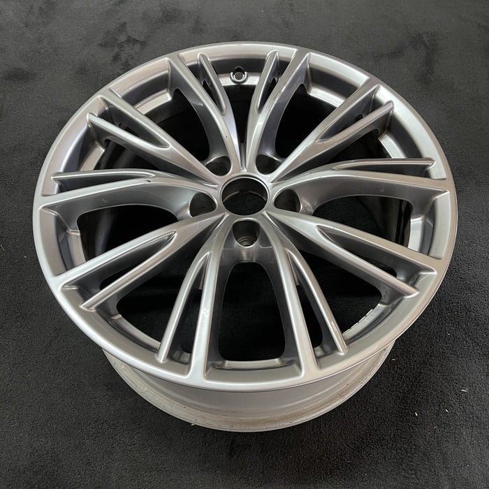 18" STELVIO 22-24 , 18x8 Original OEM Wheel Rim - Close-Up Detail