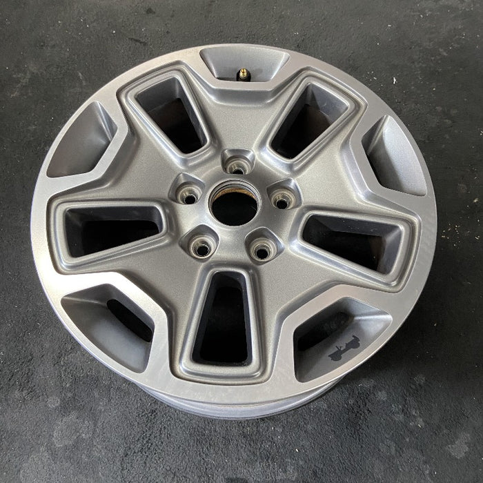 17" WRANGLER 13 17x7.5 10 hole w/machined accent gray Original OEM Wheel Rim - View 8