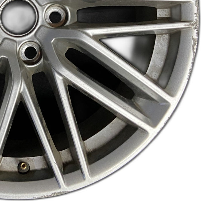 18" G70 19 18x8 ID 52910G9100 Original OEM Wheel Rim - Close-Up Detail
