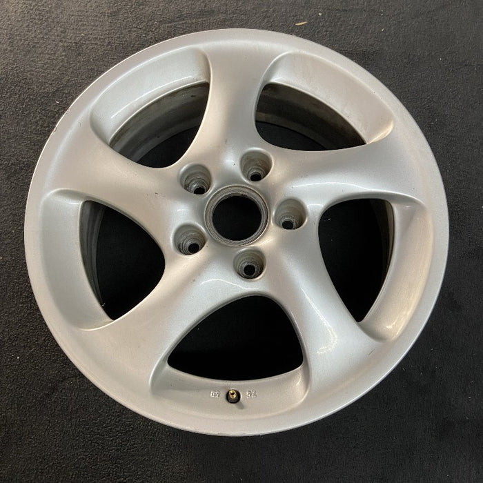 18" PORSCHE 911 99 18x7.5 5 curved spokes Original OEM Wheel Rim - View 7