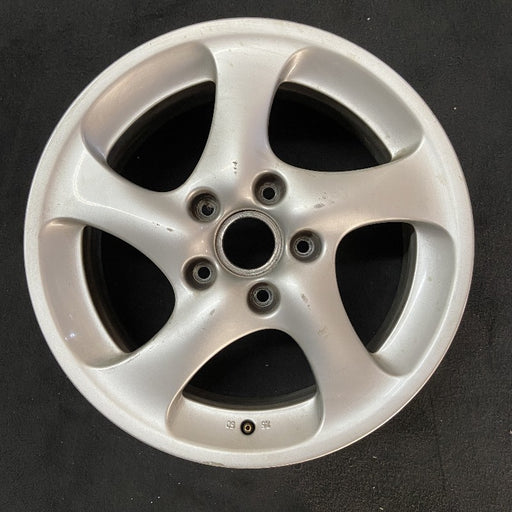 18" PORSCHE 911 99 18x7.5 5 curved spokes Original OEM Wheel Rim - Front View