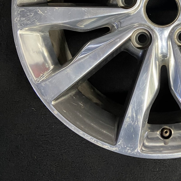 18" DURANGO 14-17 18x8 aluminum polished face with pockets Original OEM Wheel - Additional View