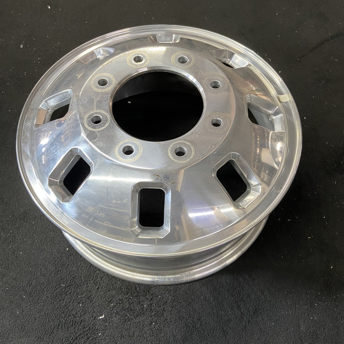 18" SIERRA 3500 PICKUP 24 DRW, 18x6.5, front Original OEM Wheel Rim - Close-Up Detail