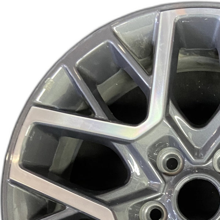 18" WRANGLER 24 18x7.5 20 spoke opt WPA Original OEM Wheel Rim - Angle View