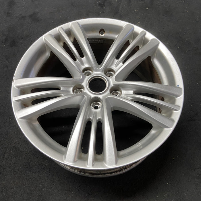 17" INFINITI G37 10 17x7.5 , Original OEM Wheel Rim - Close-Up Detail