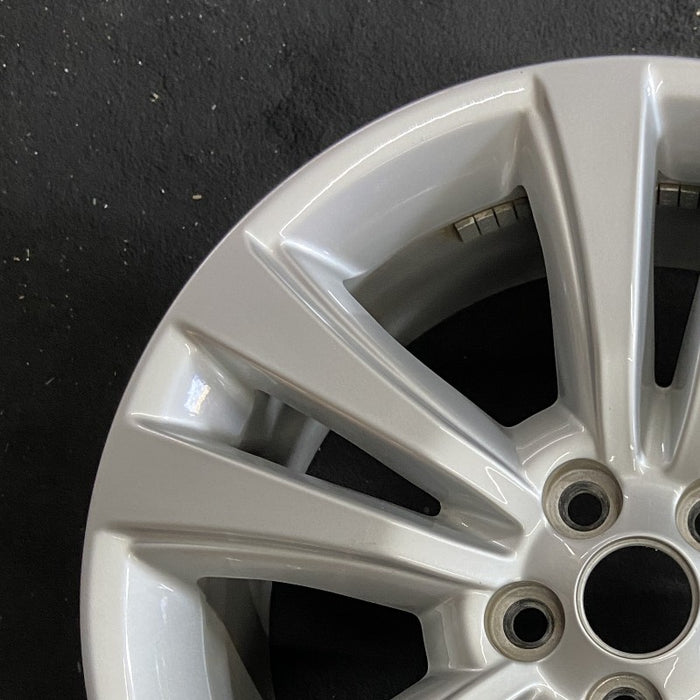 18" MKX 16-18 18x8 aluminum 10 spoke Original OEM Wheel Rim - Side Profile