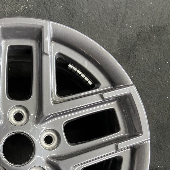 17" GLADIATOR 24 17x7.5 aluminum double spoke opt WFD Original OEM Wheel Rim - Close-Up Detail