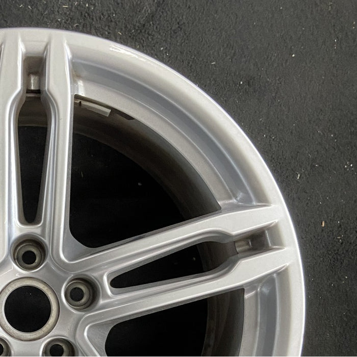 19" PORSCHE MACAN 22-24 19x9 5 spoke double spoke Original OEM Wheel Rim - Close-Up Detail