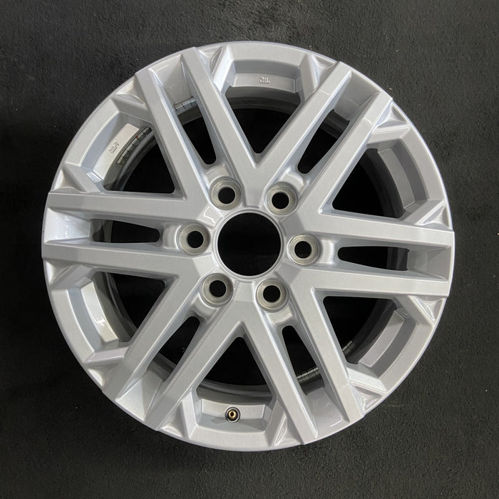 18" SEQUOIA 23-24 18x7.5, 6 double spoke, silver Original OEM Wheel Rim - Angle View