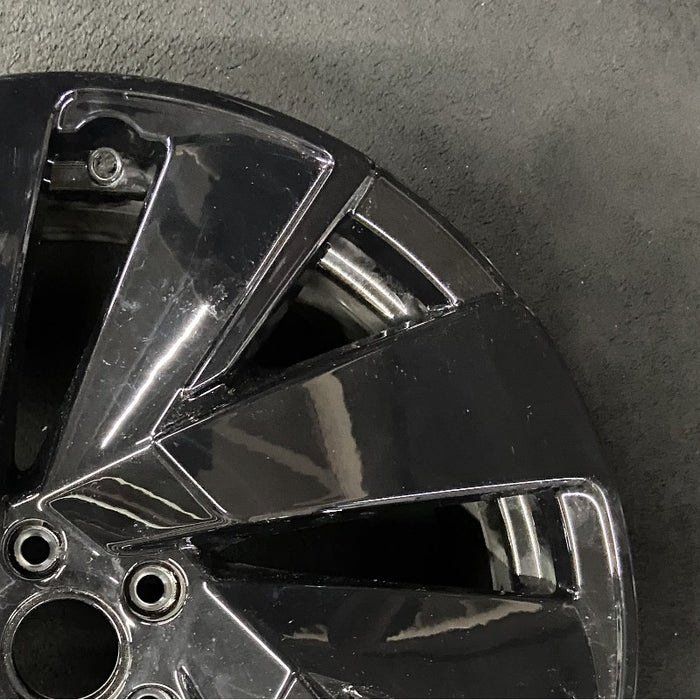 20" ATLAS 24 20x8 5 spoke black Original OEM Wheel Rim - Close-Up Detail