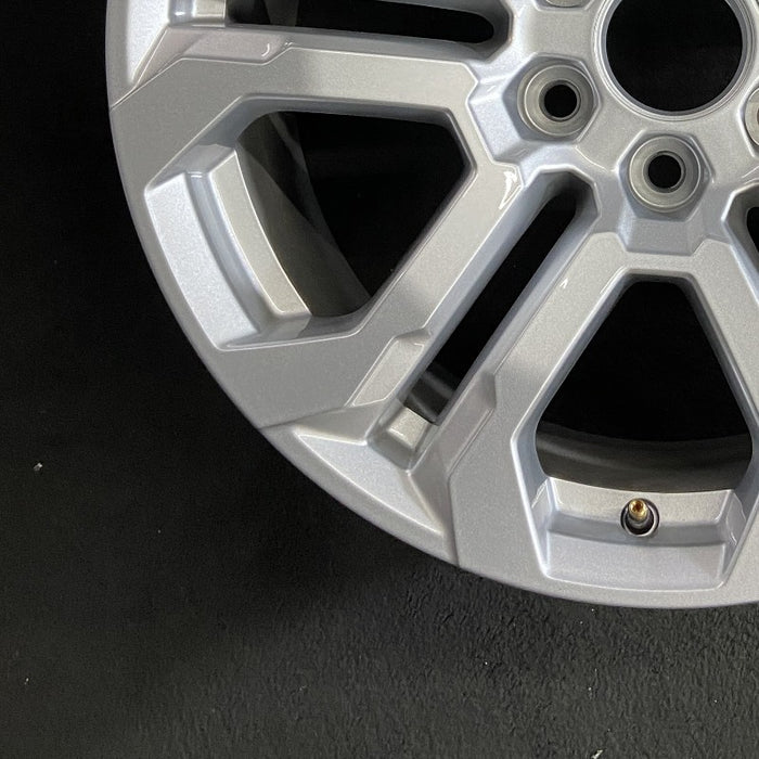 20" CANYON 23-24 20x9 machined dark gray open spoke opt RD5 Original OEM Wheel - Additional View