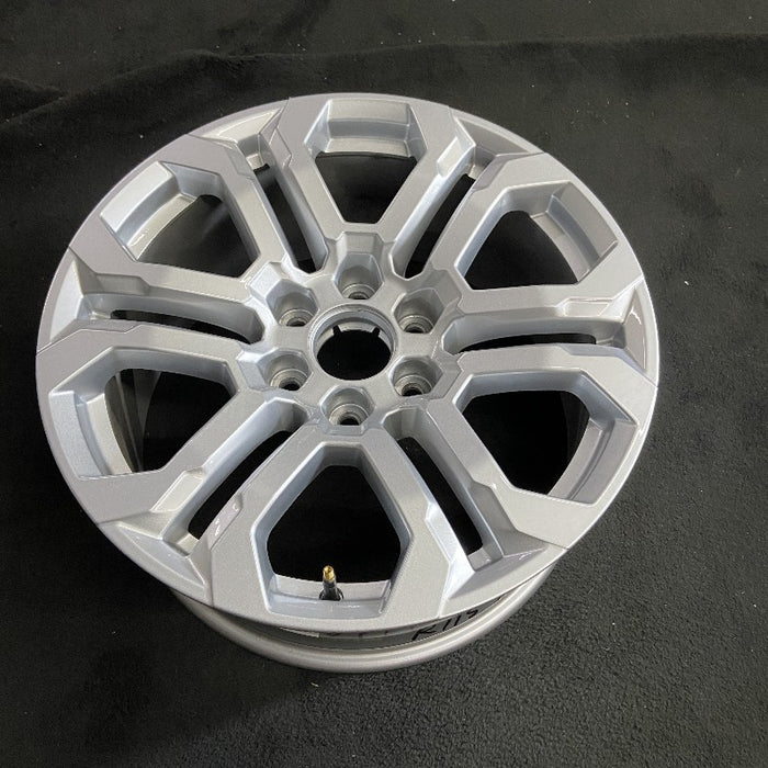 20" CANYON 23-24 20x9 machined dark gray open spoke opt RD5 Original OEM Wheel - View 7