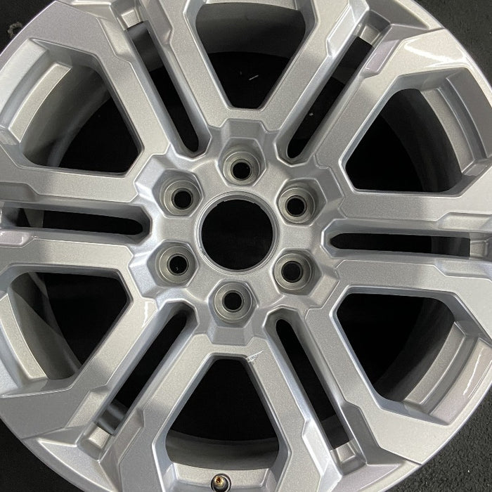 20" CANYON 23-24 20x9 machined dark gray open spoke opt RD5 Original OEM Wheel - Angle View