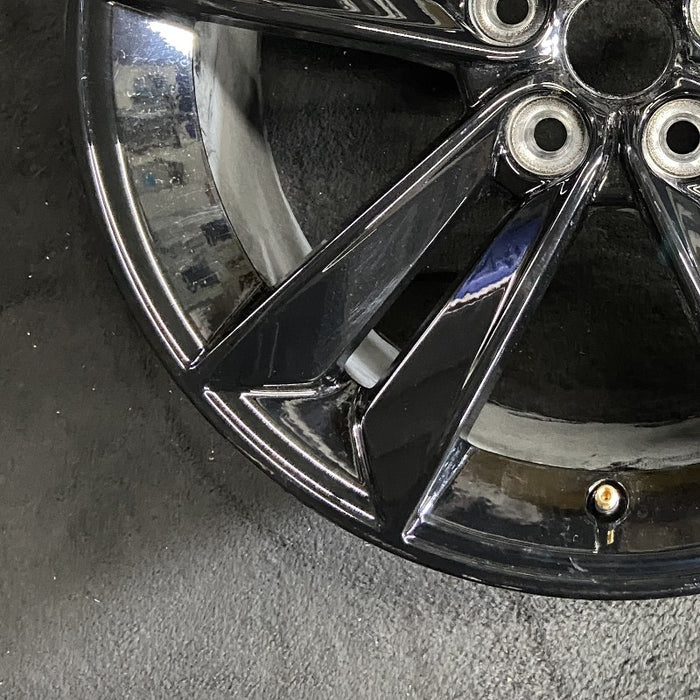 18" MUSTANG 24 18x8.5 5 split spoke Original OEM Wheel Rim - Additional View
