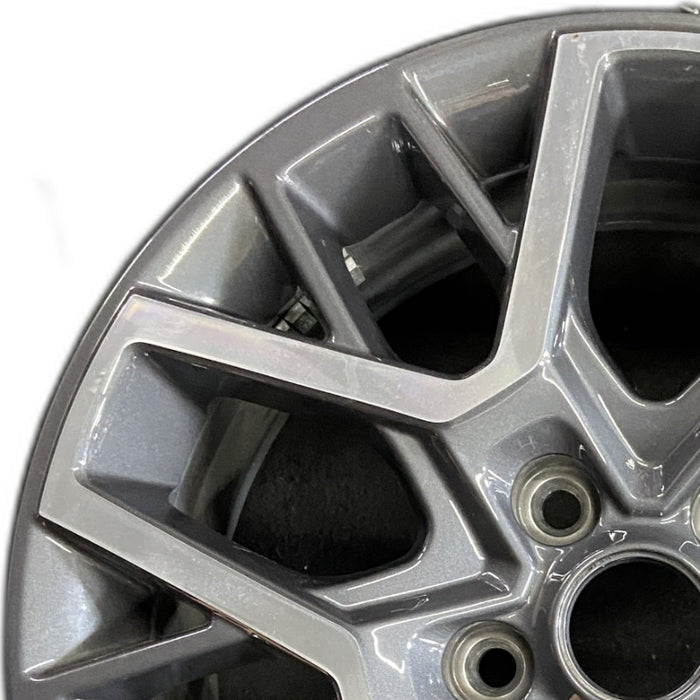 18" WRANGLER 24 18x7.5 20 spoke opt WPA Original OEM Wheel Rim - Angle View