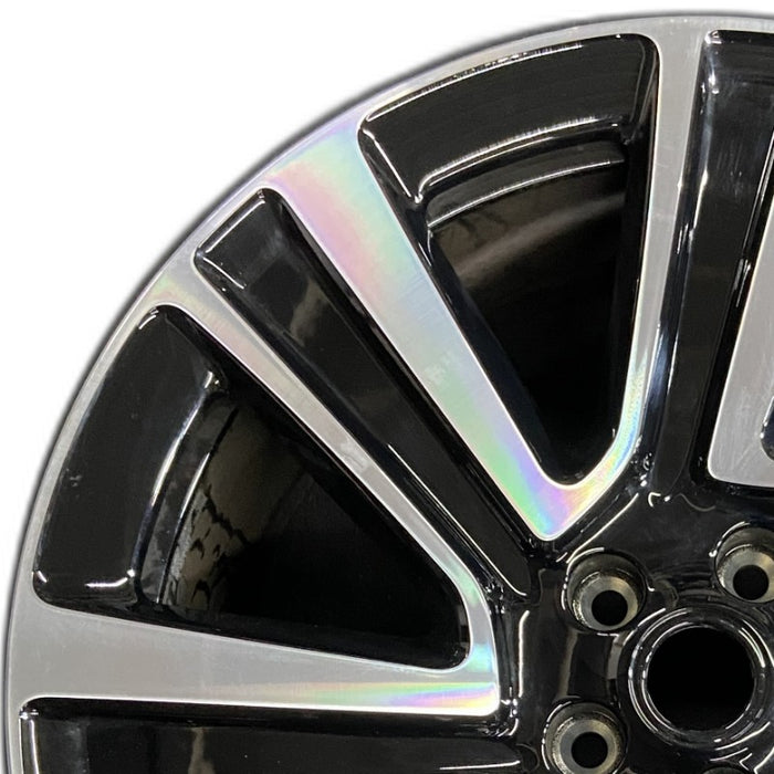 22" RANGE ROVER 25 22x9.5 7 spoke machined face with pockets Original OEM Wheel - Angle View