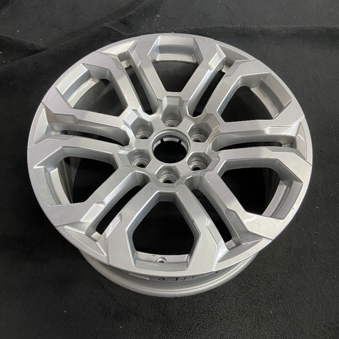 20" CANYON 23-24 20x9 machined dark gray open spoke opt RD5 Original OEM Wheel - View 7