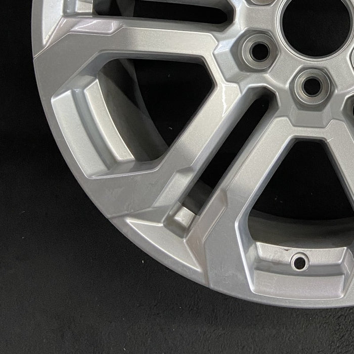 20" CANYON 23-24 20x9 machined dark gray open spoke opt RD5 Original OEM Wheel - Additional View