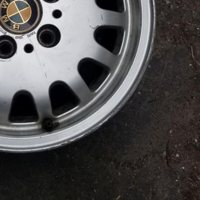 15" BMW 318i 93-99 15x7 alloy 15 hole Original OEM Wheel Rim