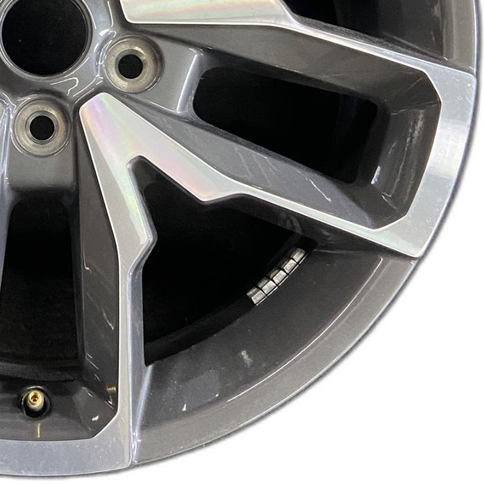 20" WRANGLER 24 20x8 5 spoke open spoke opt WRA Original OEM Wheel Rim - Close-Up Detail