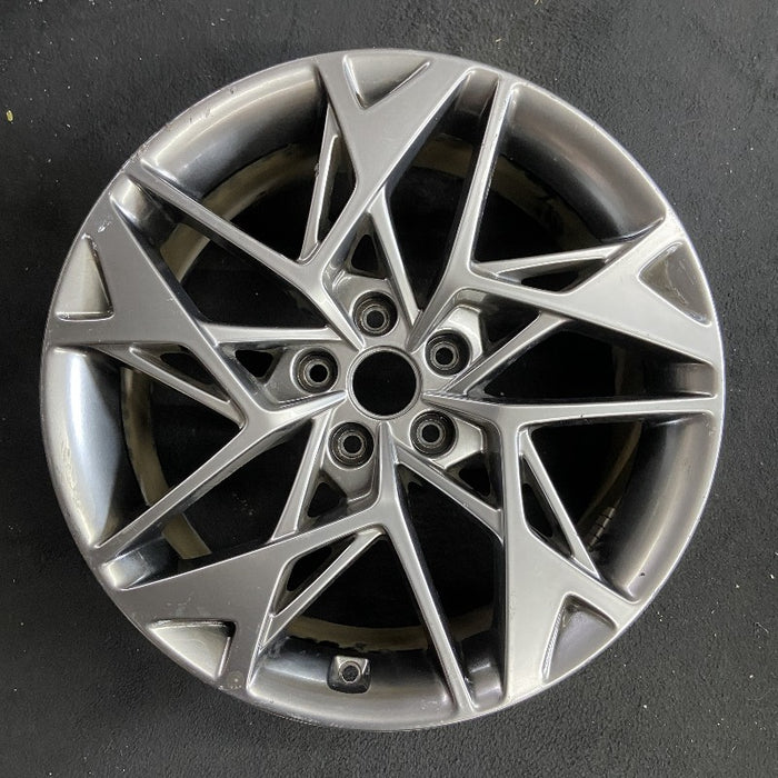 19" GV70 22-24 19x8 alloy twisted spoke Original OEM Wheel Rim - Front View