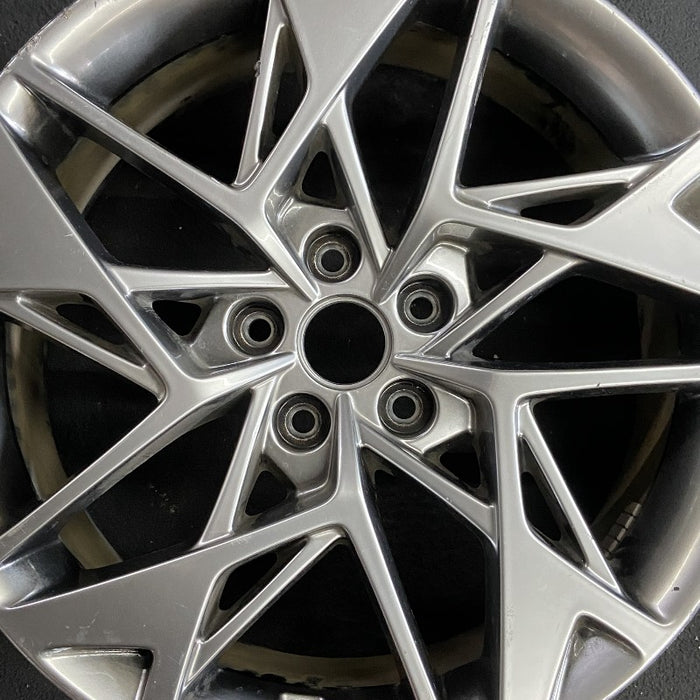 19" GV70 22-24 19x8 alloy twisted spoke Original OEM Wheel Rim - Angle View