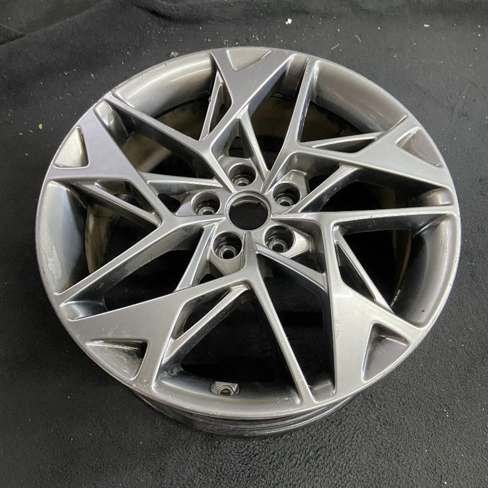 19" GV70 22-24 19x8 alloy twisted spoke Original OEM Wheel Rim - View 7
