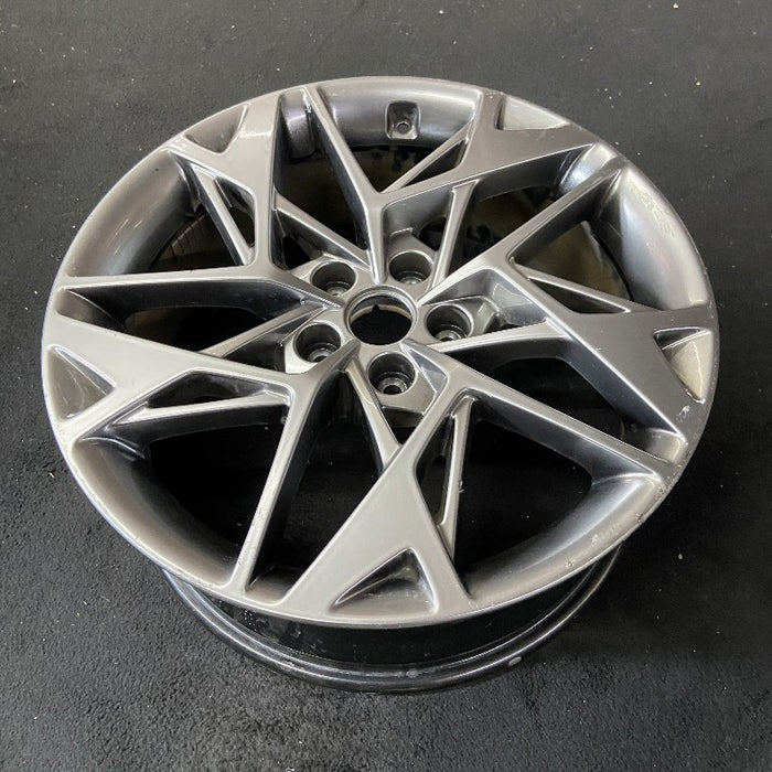 19" GV70 22-24 19x8 alloy twisted spoke Original OEM Wheel Rim - View 8