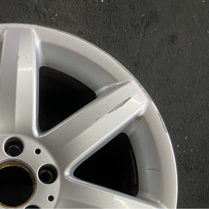 17" MERCEDES S-CLASS 03 230 Type; SL500 17x8.5 7 spoke Original OEM Wheel Rim - Close-Up Detail