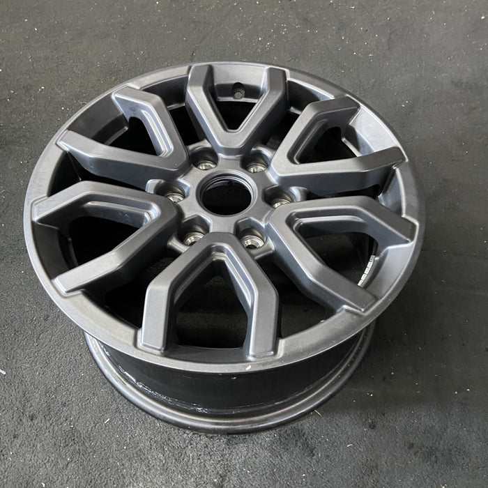 17" RANGER RAPTOR 24 , , V spoke Original OEM Wheel Rim - Close-Up Detail