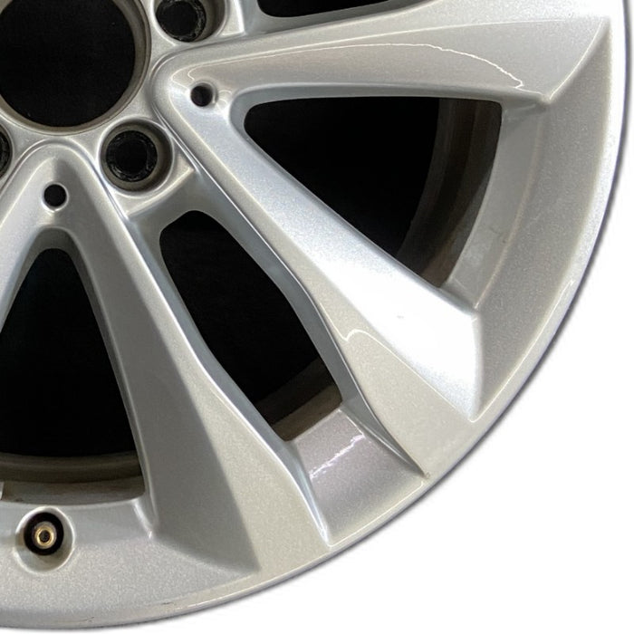 17" MERCEDES C-CLASS 19 205 Type Sedan C300 17x7 Original OEM Wheel Rim - Close-Up Detail
