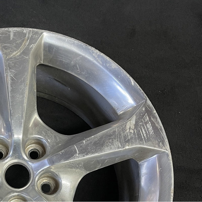 20" CAMARO 13 20x8 frt 5 spoke polished opt RUY Original OEM Wheel Rim - Close-Up Detail