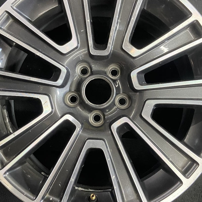 19" MUSTANG 10 19x8.5 TPMS 10 spoke black inlay Original OEM Wheel Rim - Angle View